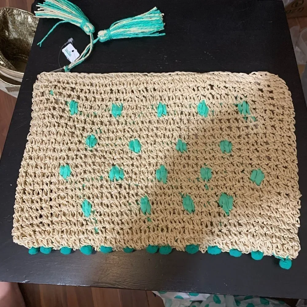 ‎Woven Cosmetic Bag